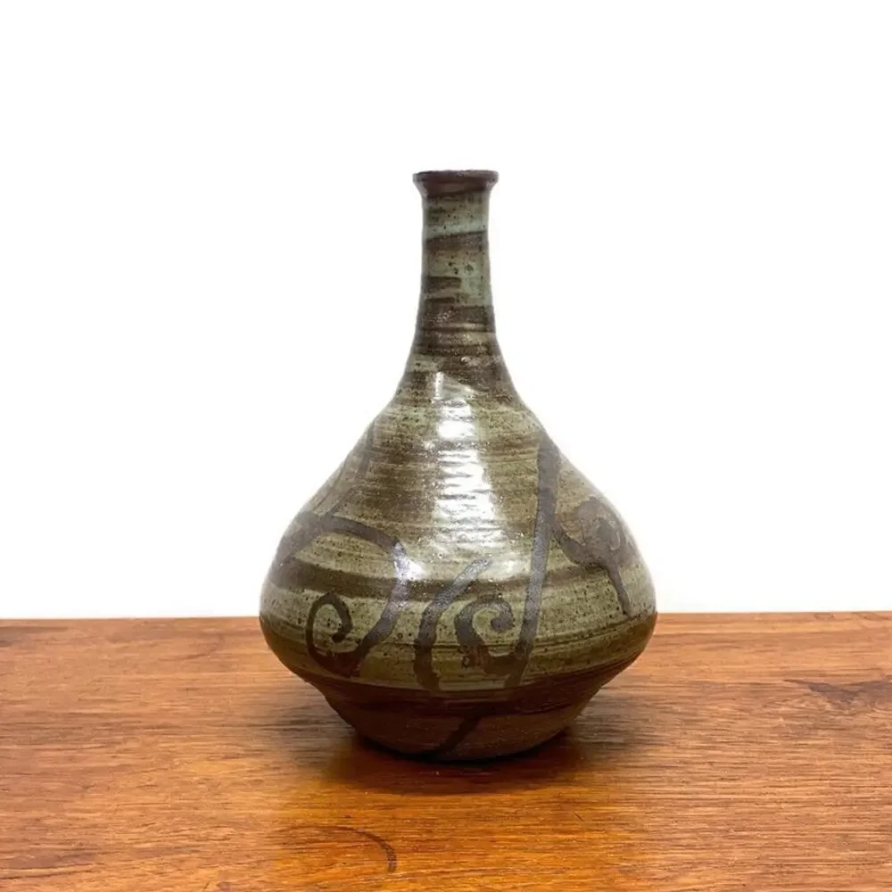 Vintage Studio Pottery Stoneware Bud Vase Swirl Design Artist Signed Pennebacker